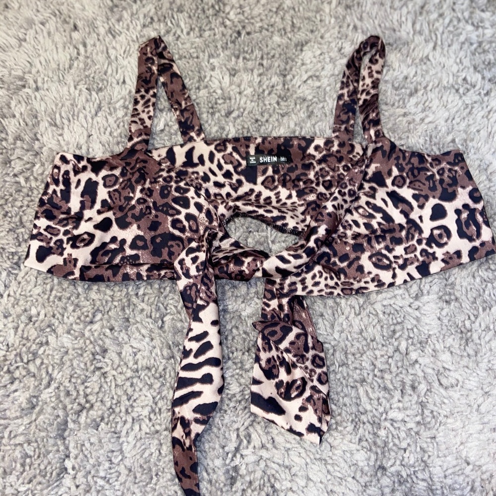 Cheetah crop top!